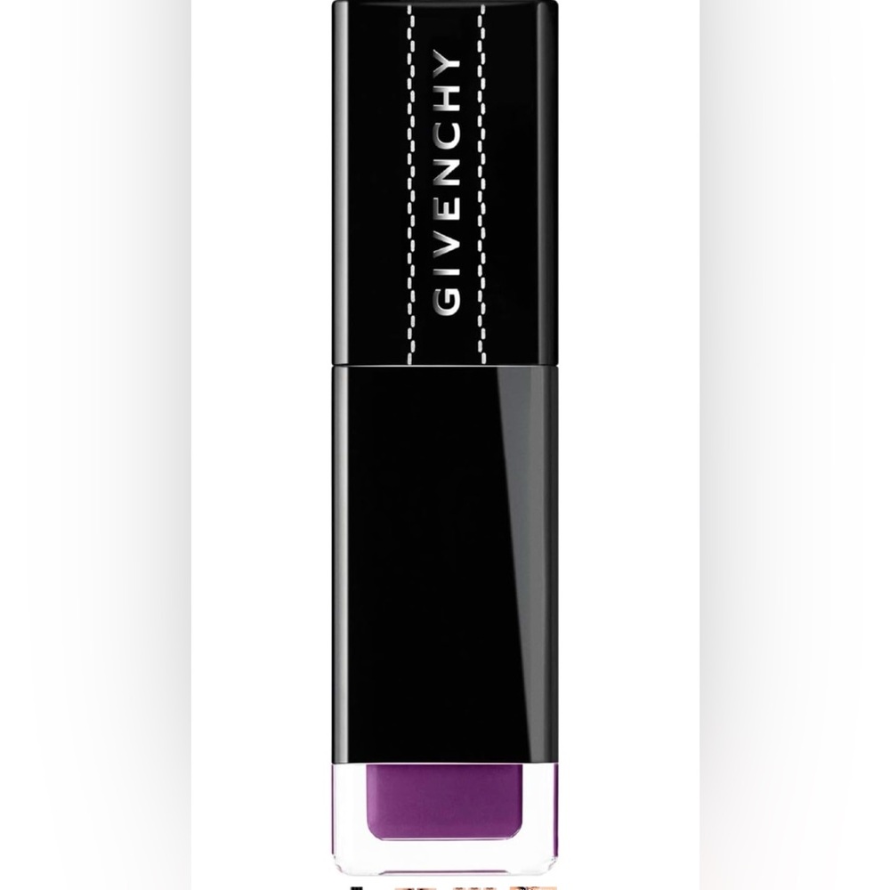 💟Givenchy-ENCRE INTERDITE 24H LIP INK
Size: 7.5ml/0.25oz-Limited Edition💟